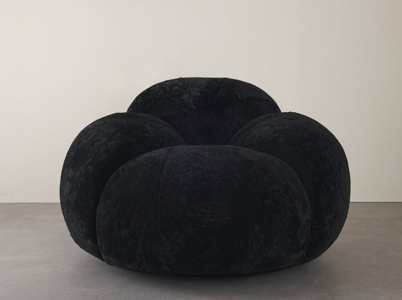 BCW PEYOTE CHAIR IN BLACK